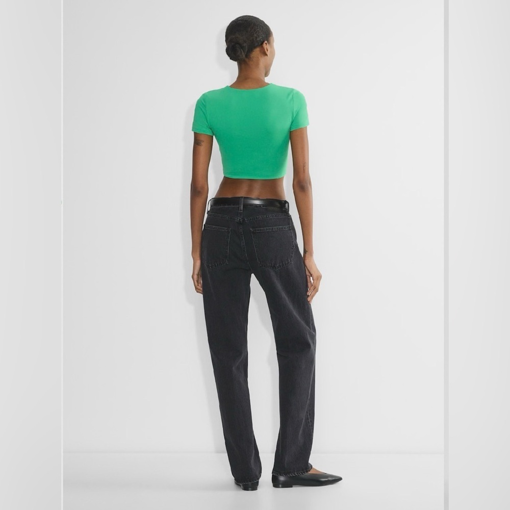BNWOT Aritzia Babaton Original Contour Crew Cropped T-Shirt size M - Picture 2 of 8